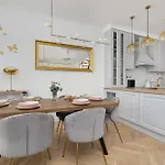 Dwupoziomowy W Krakowie Z Sauna, Parkingiem I Tarasem By Renters Prestige Апартаменты