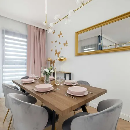Dwupoziomowy W Krakowie Z Sauna, Parkingiem I Tarasem By Renters Prestige *